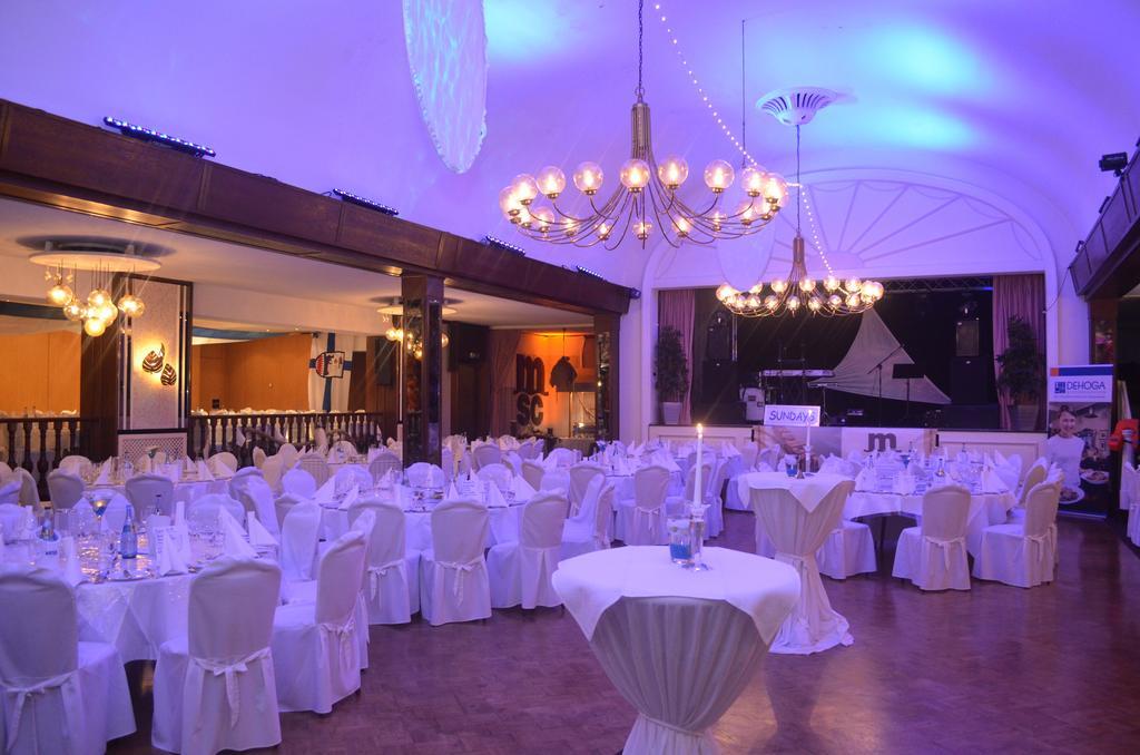 Hotel Zur Post Neubruchhausen Extérieur photo