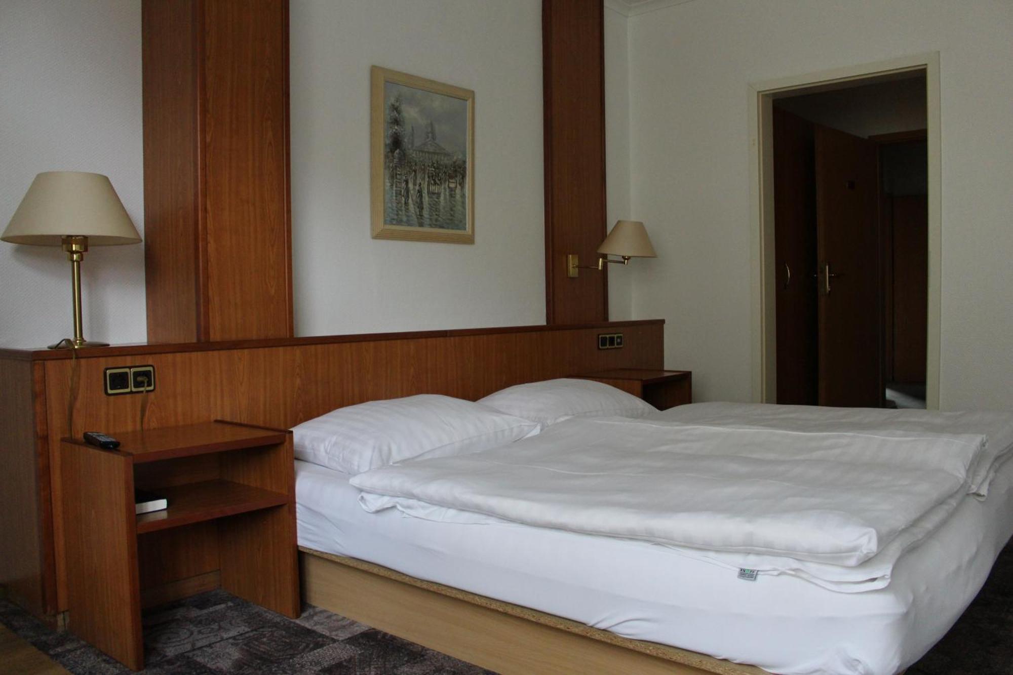 Hotel Zur Post Neubruchhausen Extérieur photo