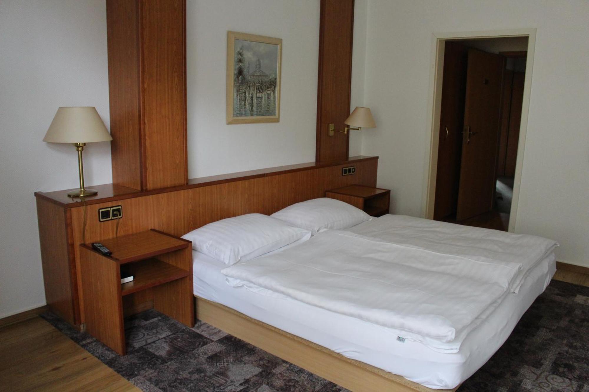 Hotel Zur Post Neubruchhausen Extérieur photo
